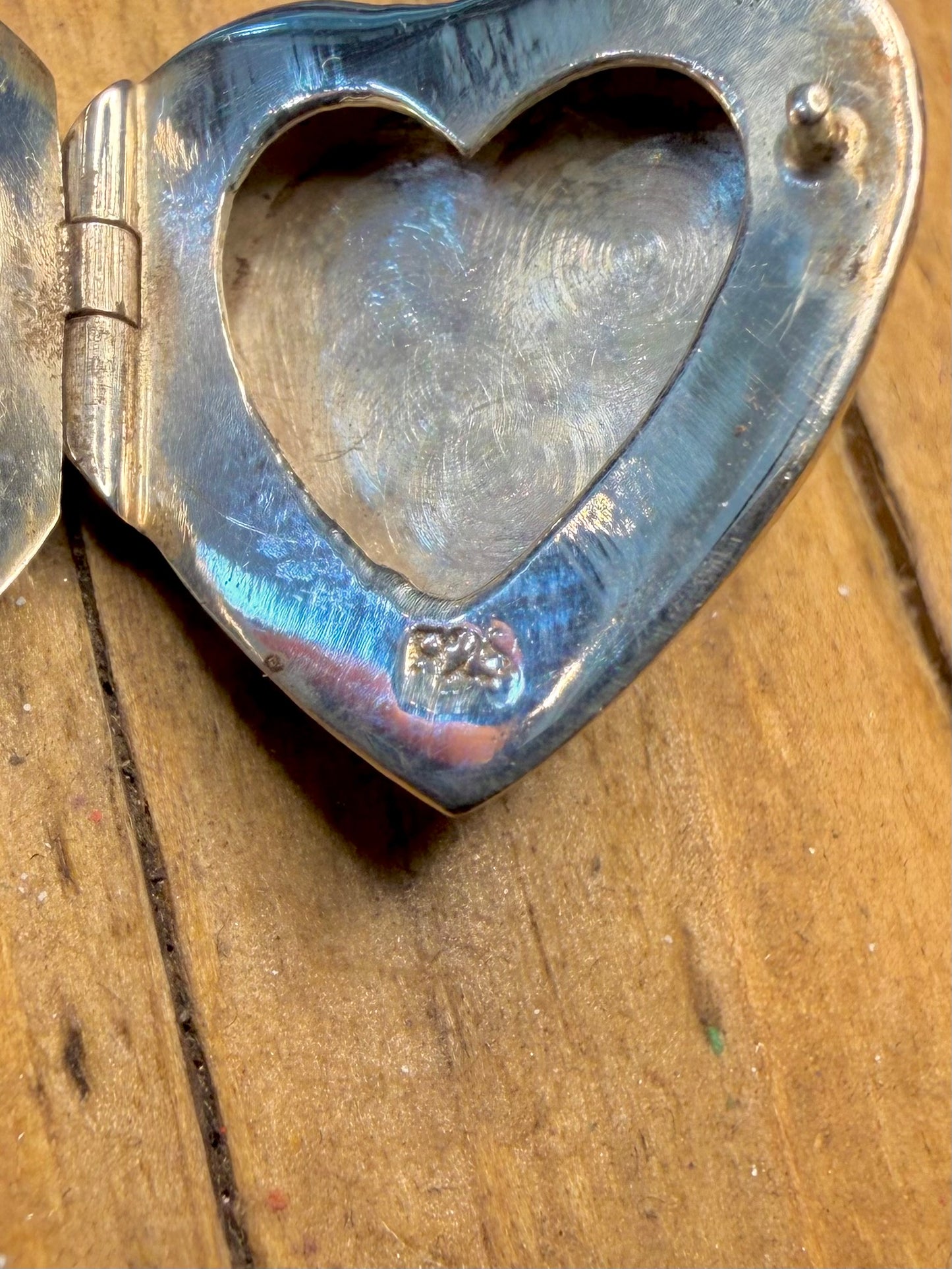 Heart Engraved Floral Locket 925 Sterling Silver Pendant