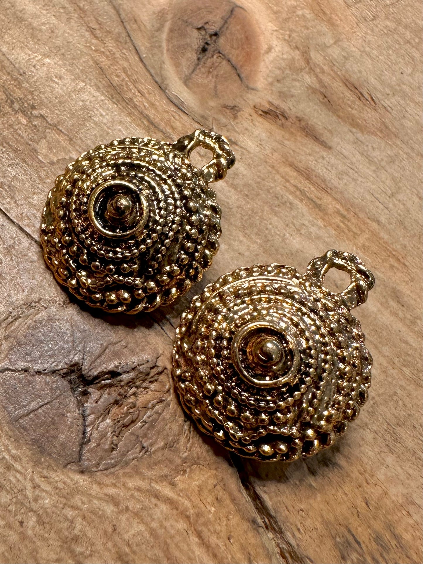 Vintage Circle Textured Gold Costume Earrings