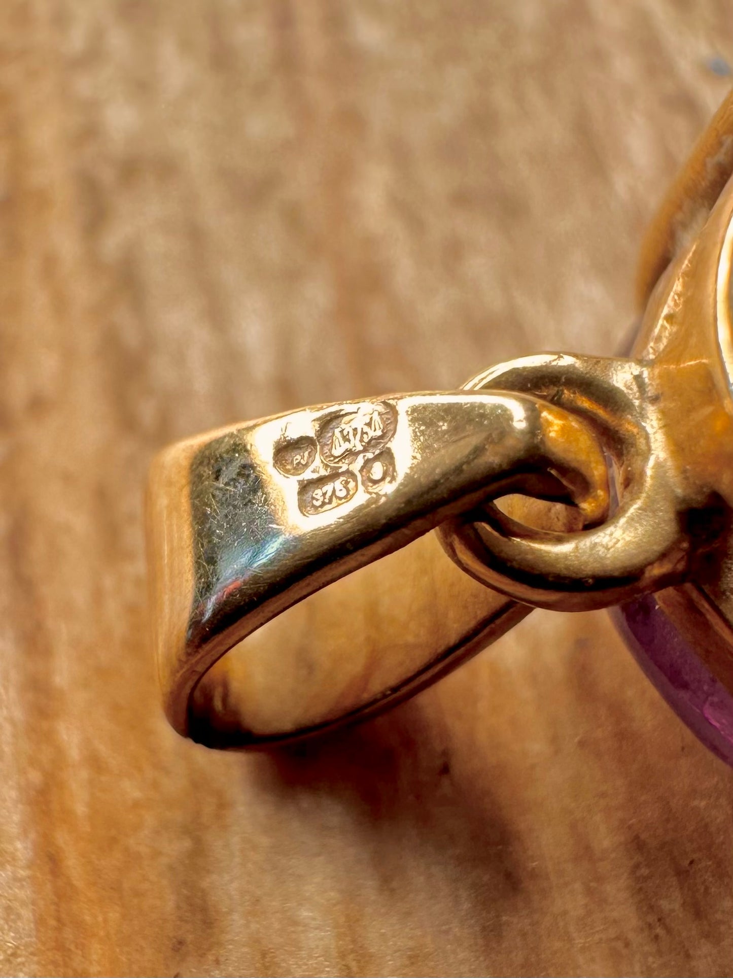 Vintage 9ct Gold Amethyst Pendant