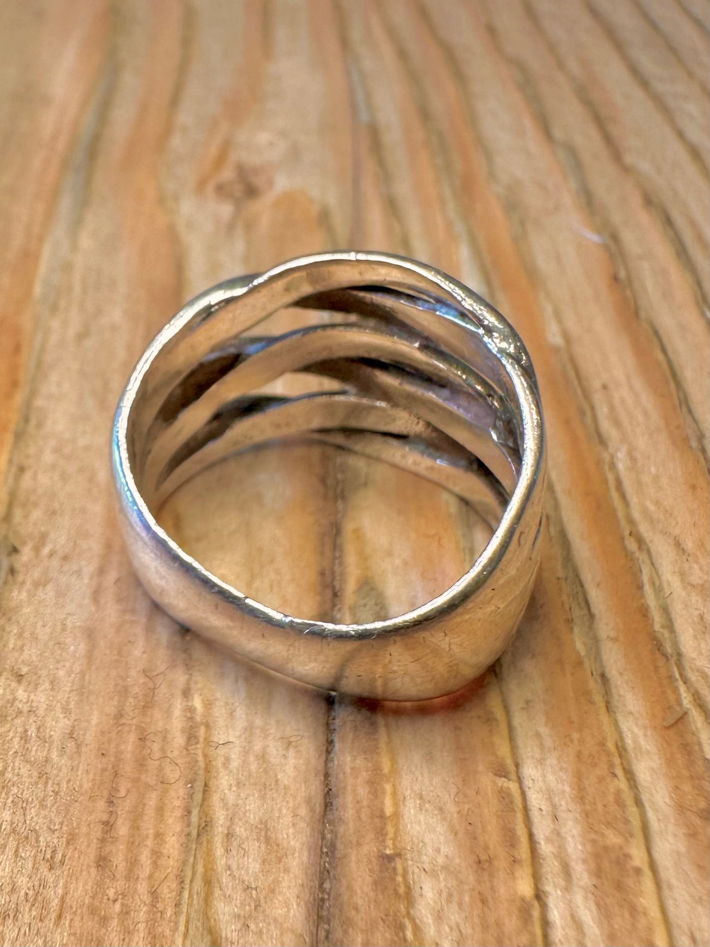 Modernistischer gewellter Ring aus 925er Sterlingsilber, Größe L1/2