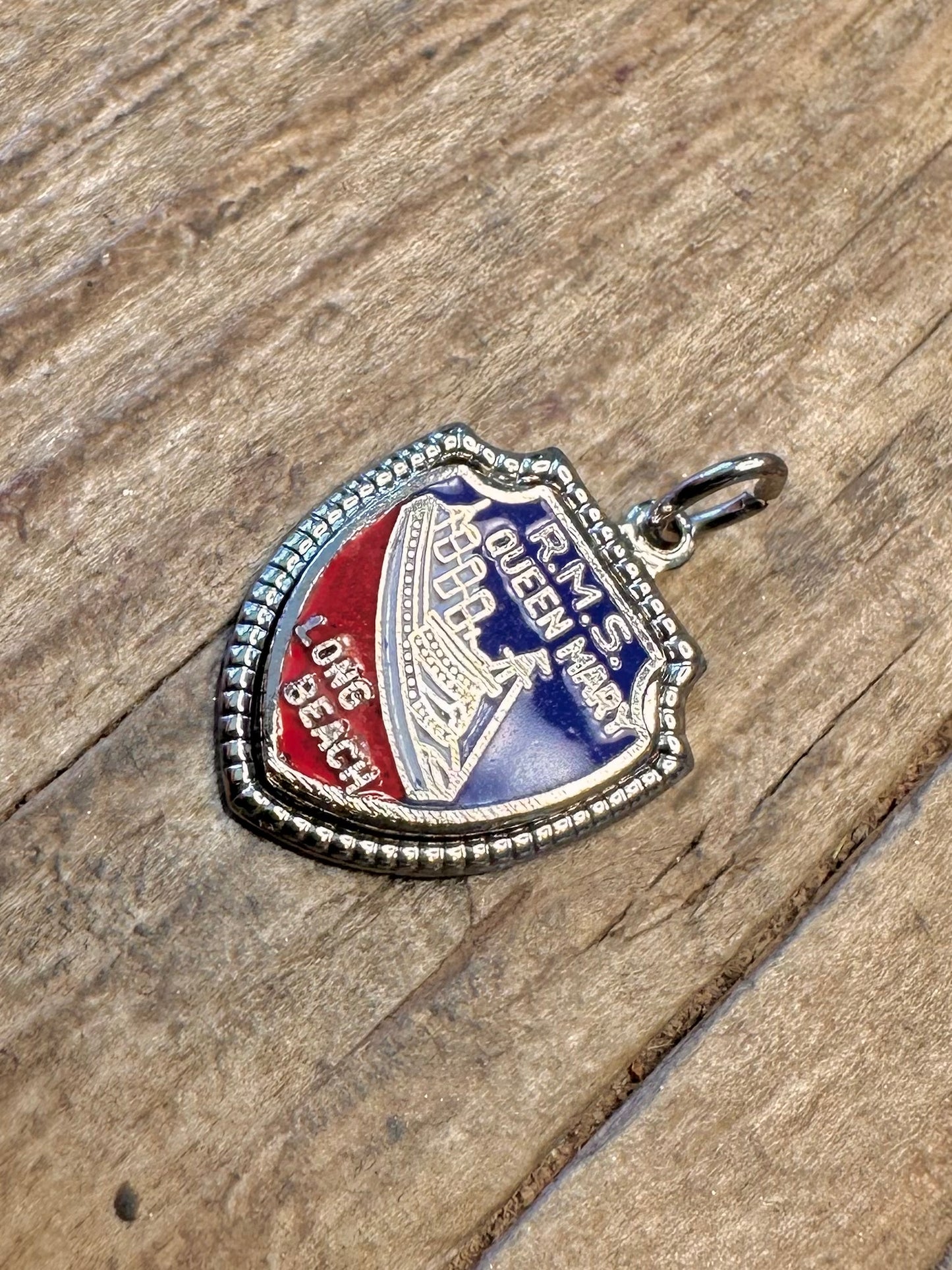 Queen Mary Long Beech Shield 925 Sterling Silver Charm Pendant