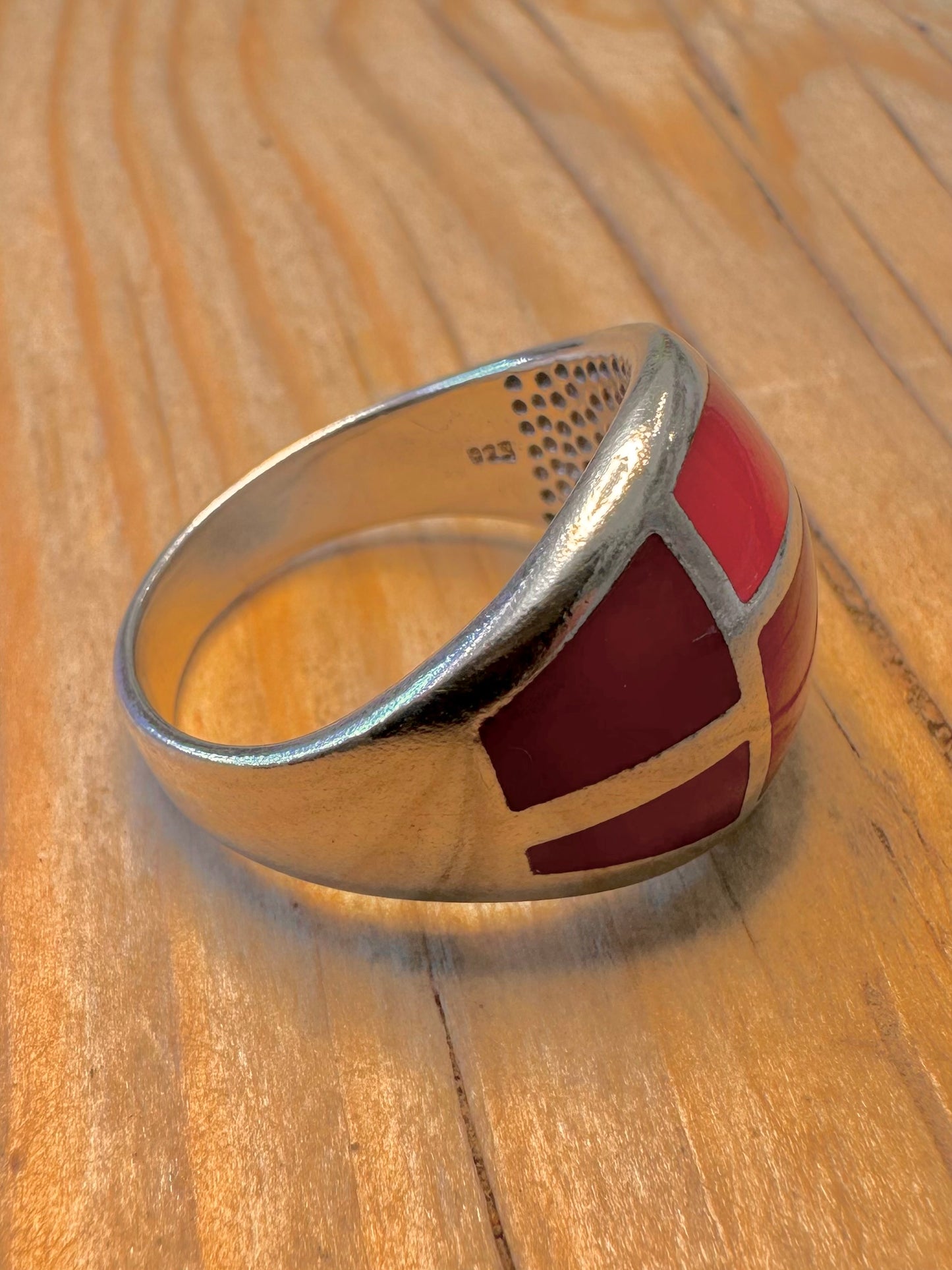 Abstract Carnelian Inlay 925 Silver Size T Ring