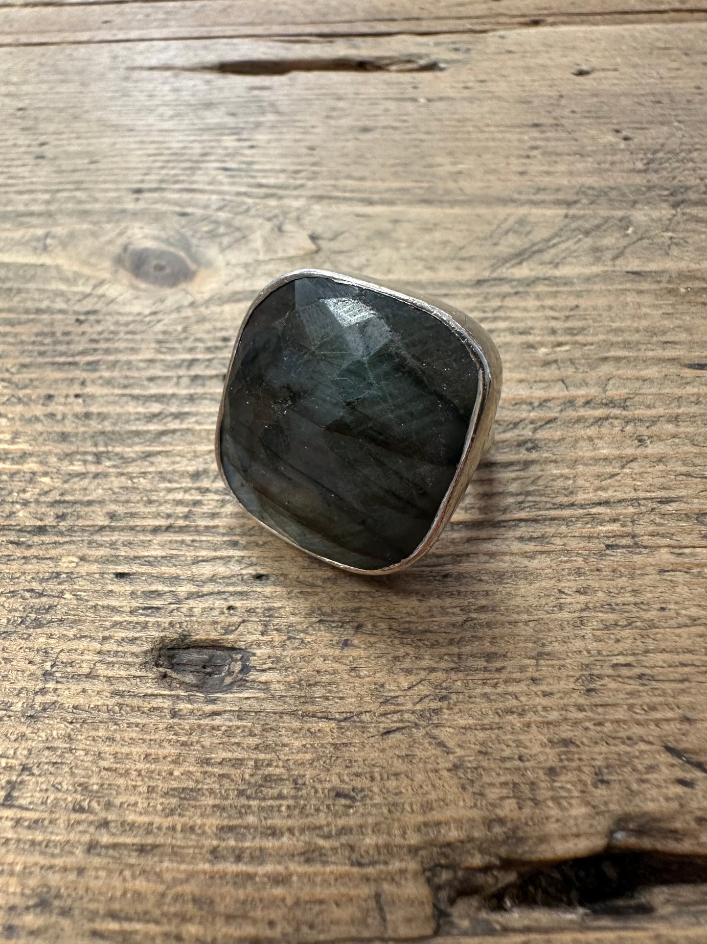 Modernist Labradorite Faceted Hallmarked 925 Silver Size i Ring