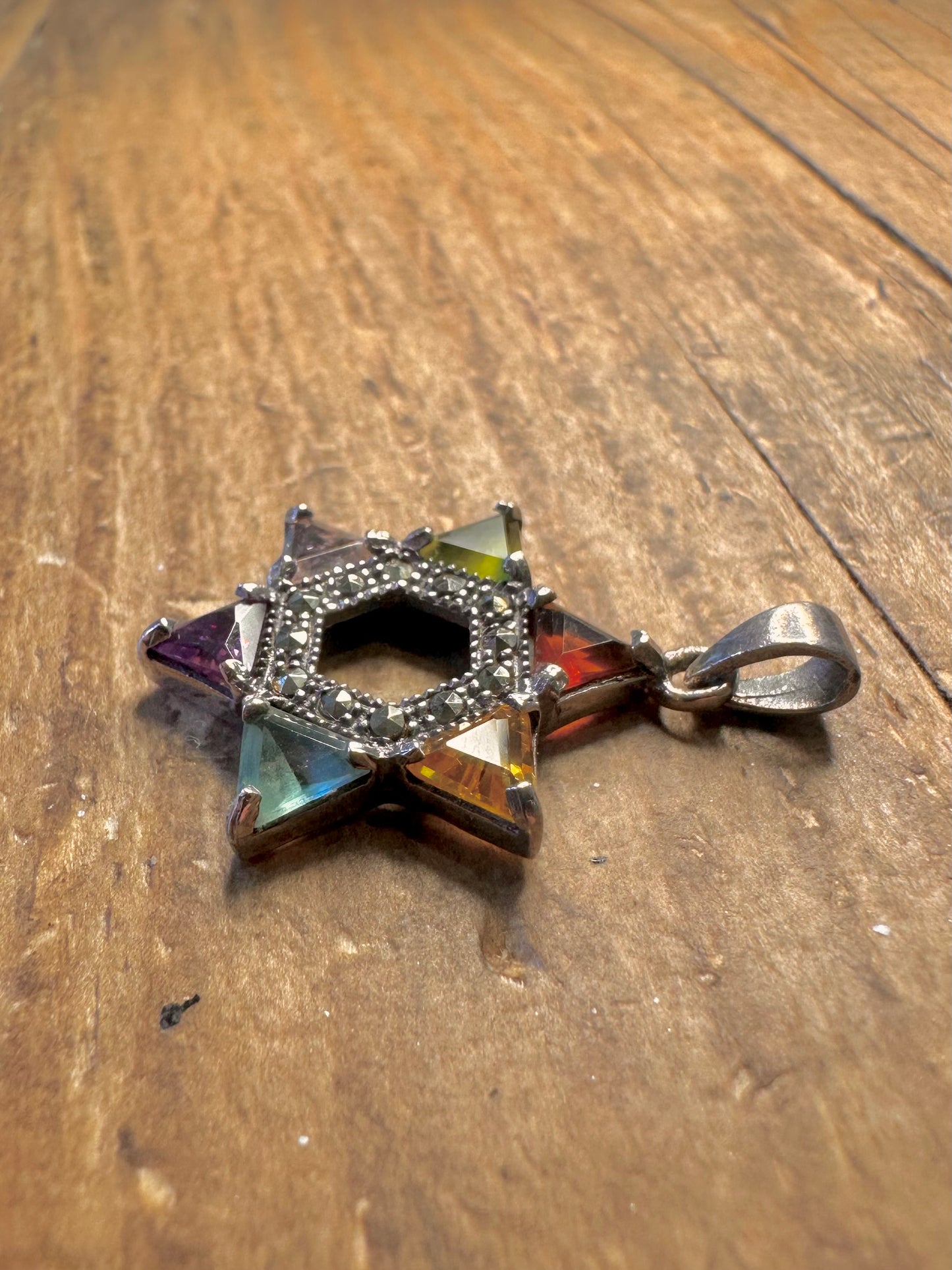 Mehrfarbiger Edelstein Davidstern 925 Sterlingsilber Anhänger