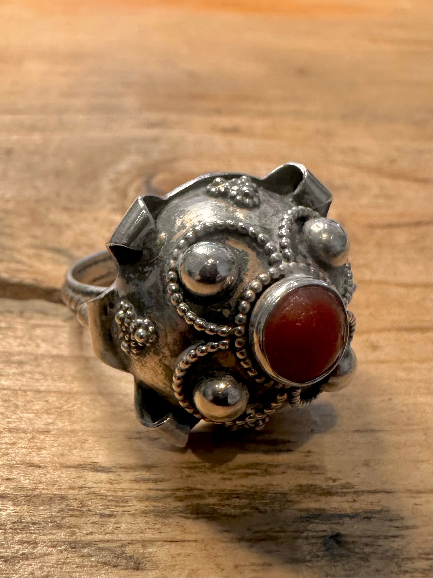 Vintage Tribal Coral 925 Silver Size Q Ring