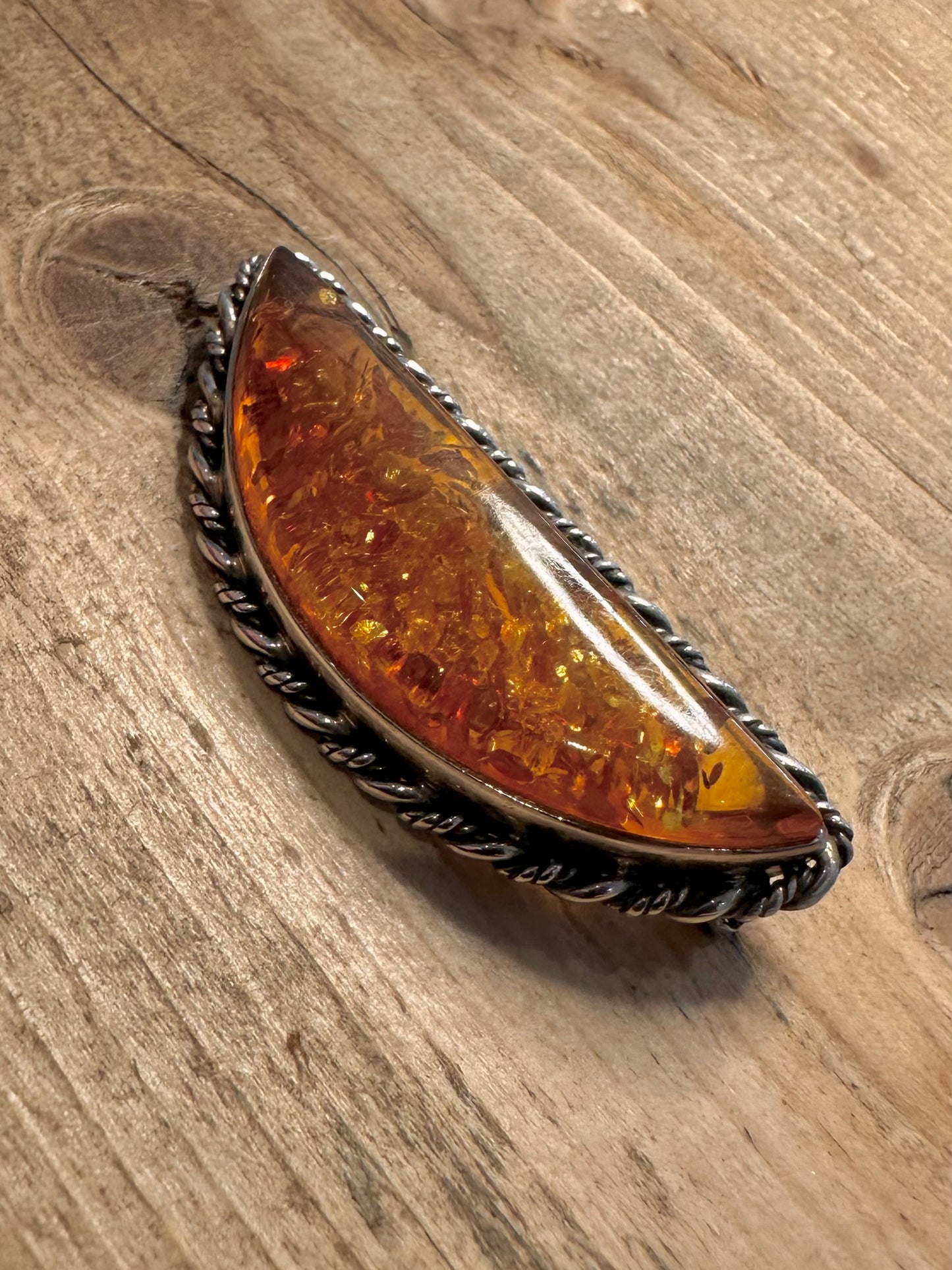 Vintage Embossed Amber 925 Silver Brooch
