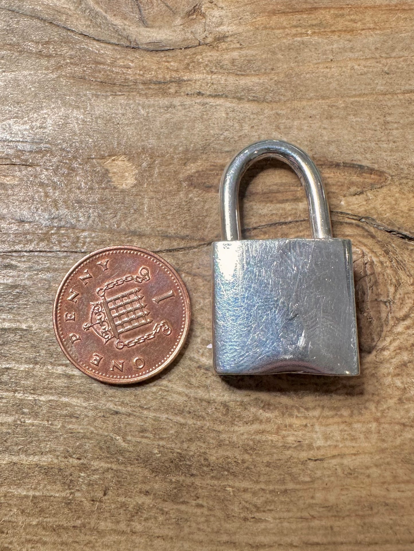 Modern Padlock Mother of Pearl 925 Silver Pendant