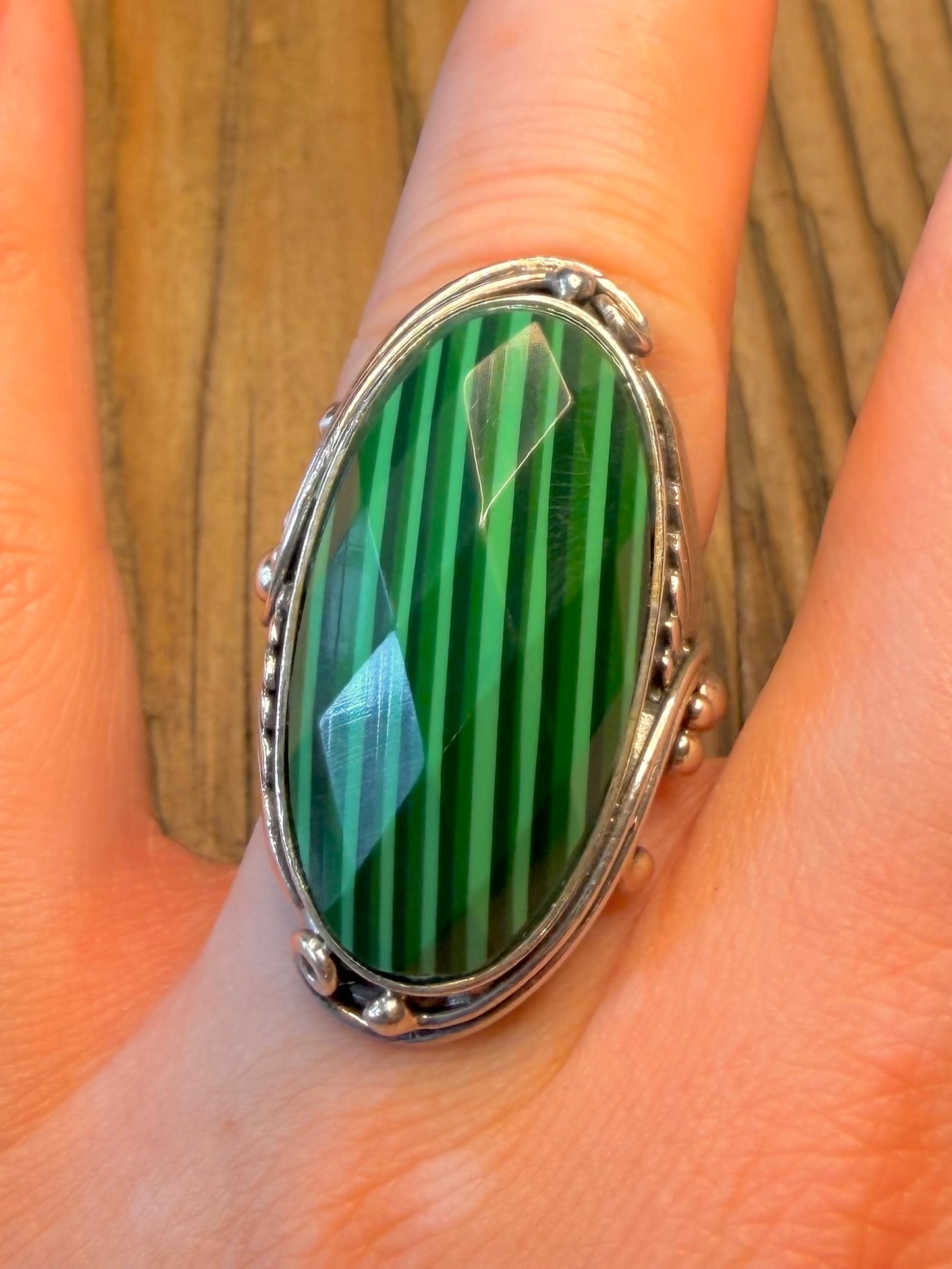Large Navajo Style Malachite Leaf Design 925 Sterling Silver Size O Ring