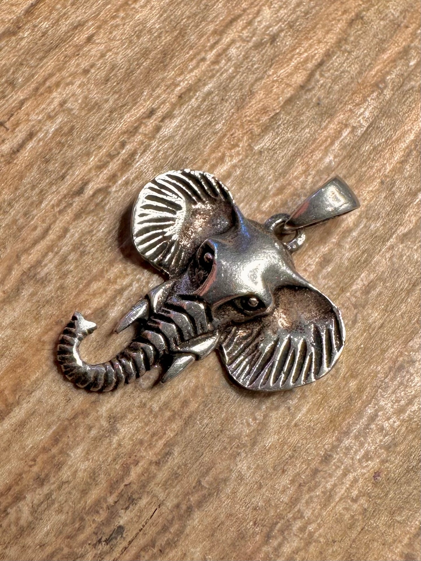 Vintage Elefantenkopf-Anhänger aus 925er Sterlingsilber