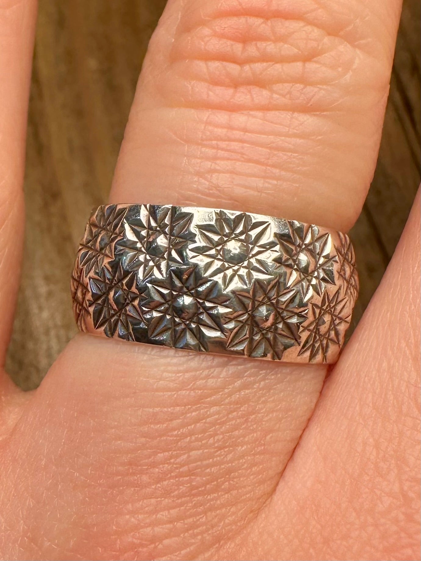 Vintage Starburst Engraved Band 925 Sterling Silver Size S1/2 Ring