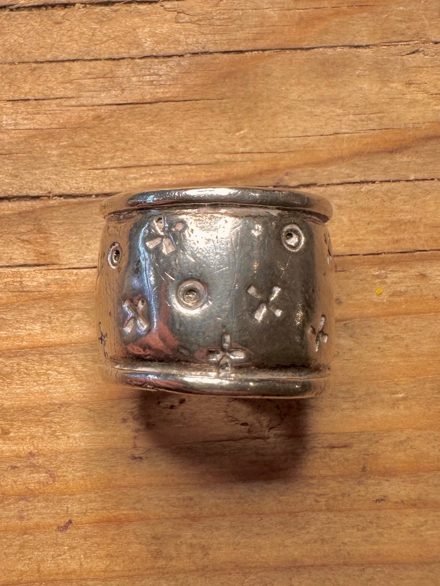 Vintage 1992 Dower and Hall Textured Thick Band 925 Sterling Silver Size K1/2 Ring