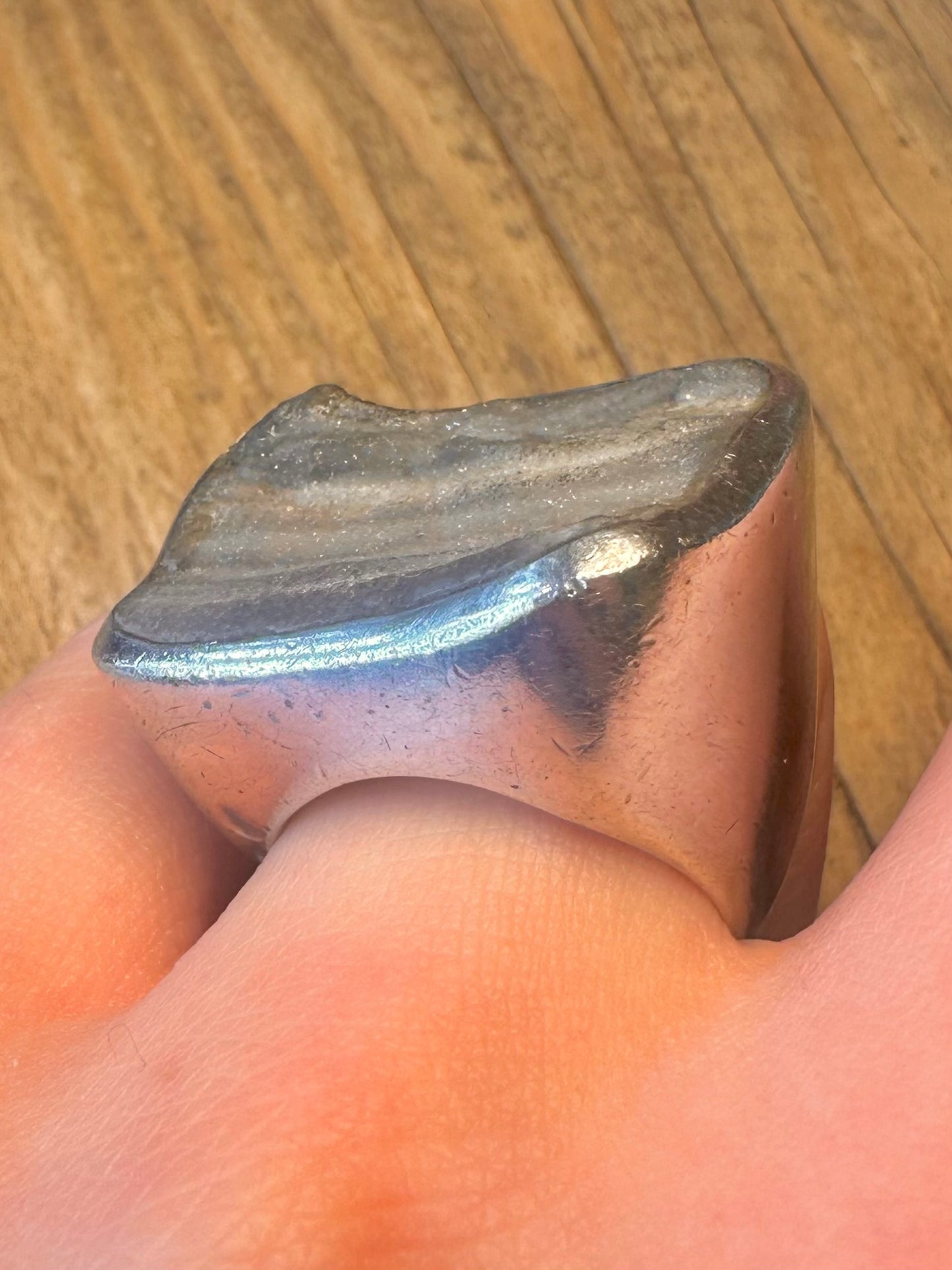 Kunsthandwerklicher klobiger grauer glitzernder Rohstein 925 Sterling Silber Ring Größe S
