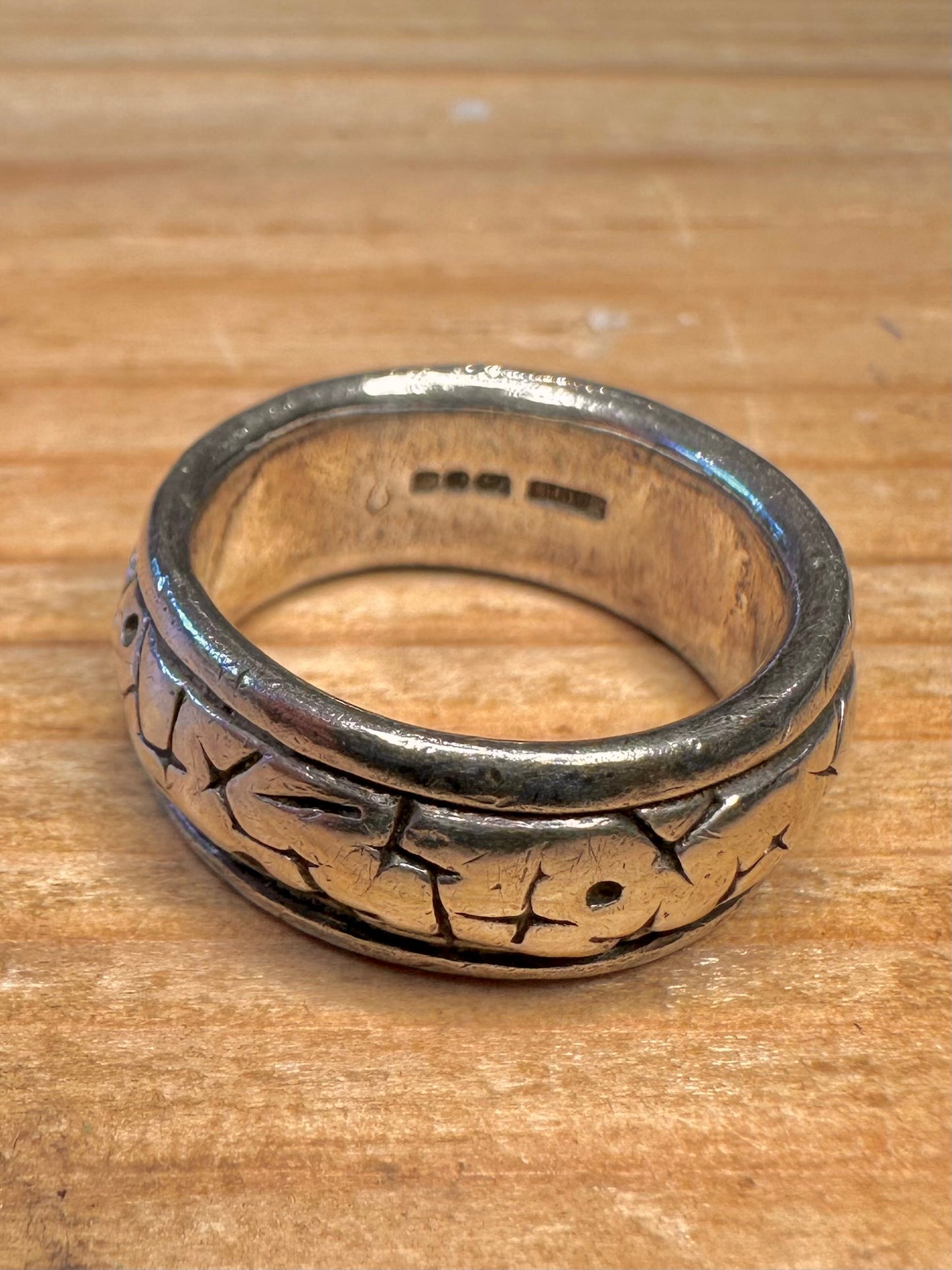 Vintage 1993 Dower and Hall X Shaped Band 925 Sterling Silver Size P Ring