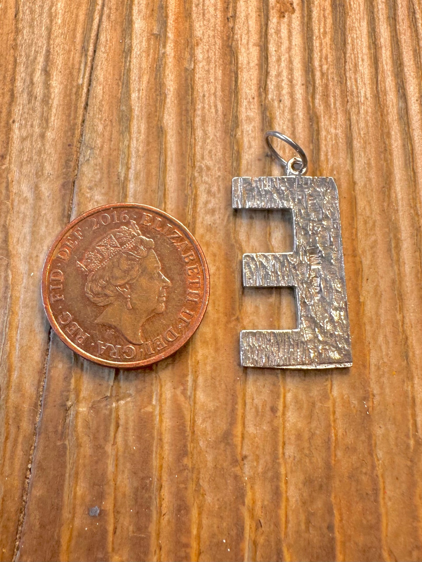 Letter E 1975 Engraved 925 Sterling Silver Pendant