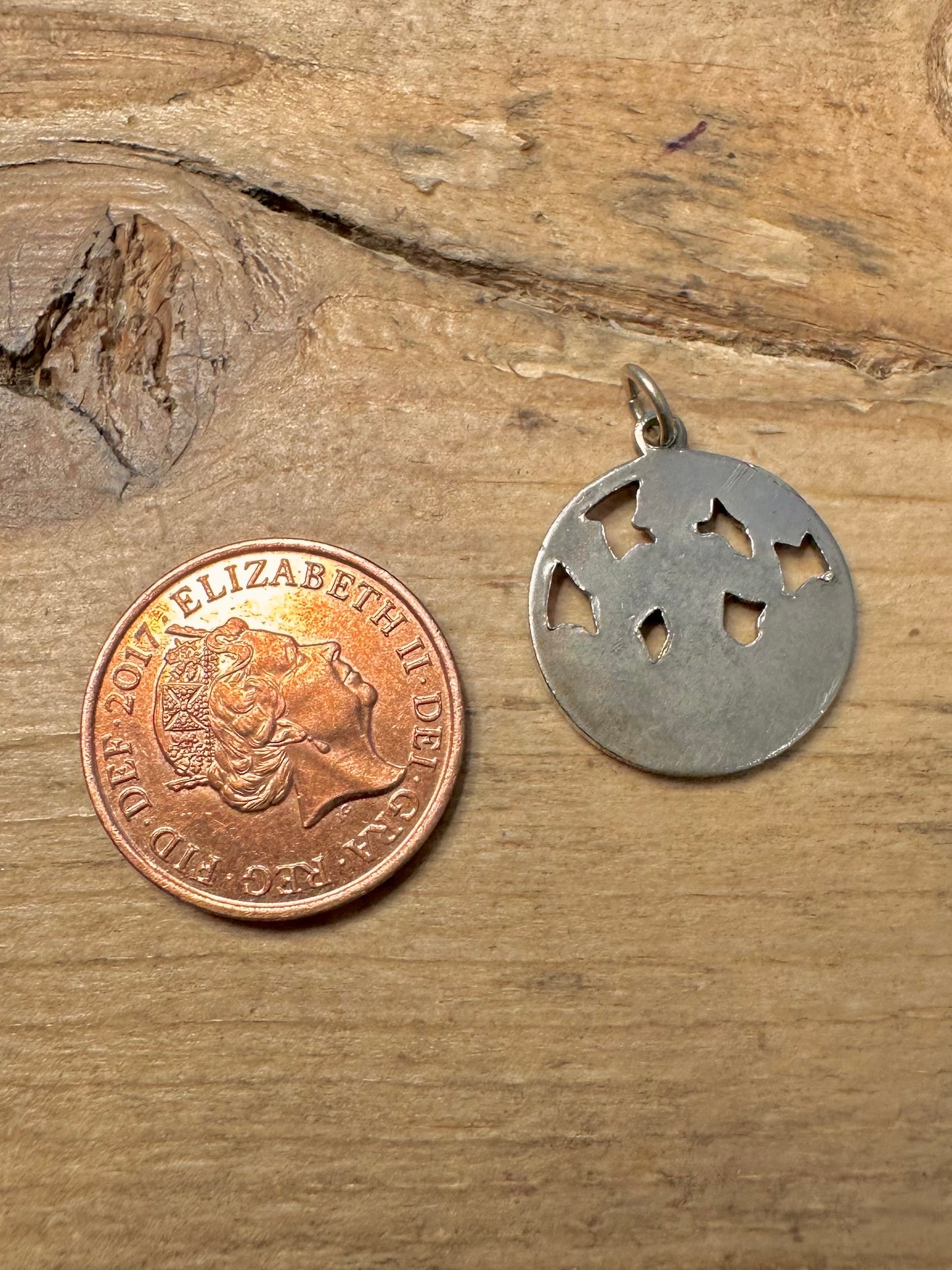 Vintage Aquarius Zodiac 925 Silver Pendant