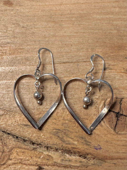 Abstract Heart Dangle 925 Silver Earring
