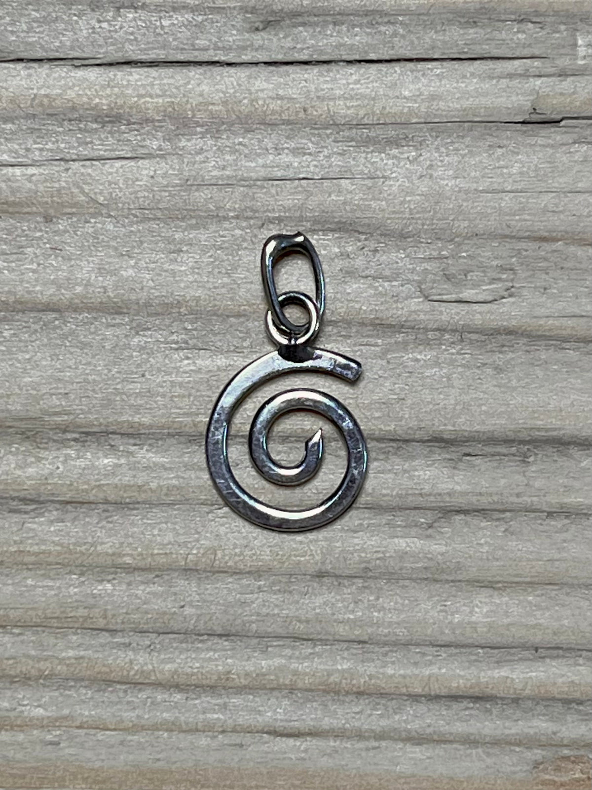 Small Swirl 925 Sterling Silver Pendant