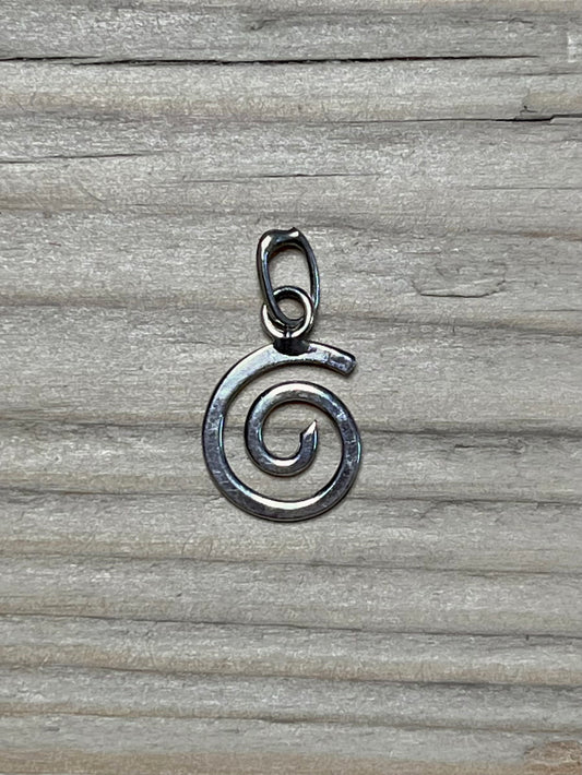Small Swirl 925 Sterling Silver Pendant