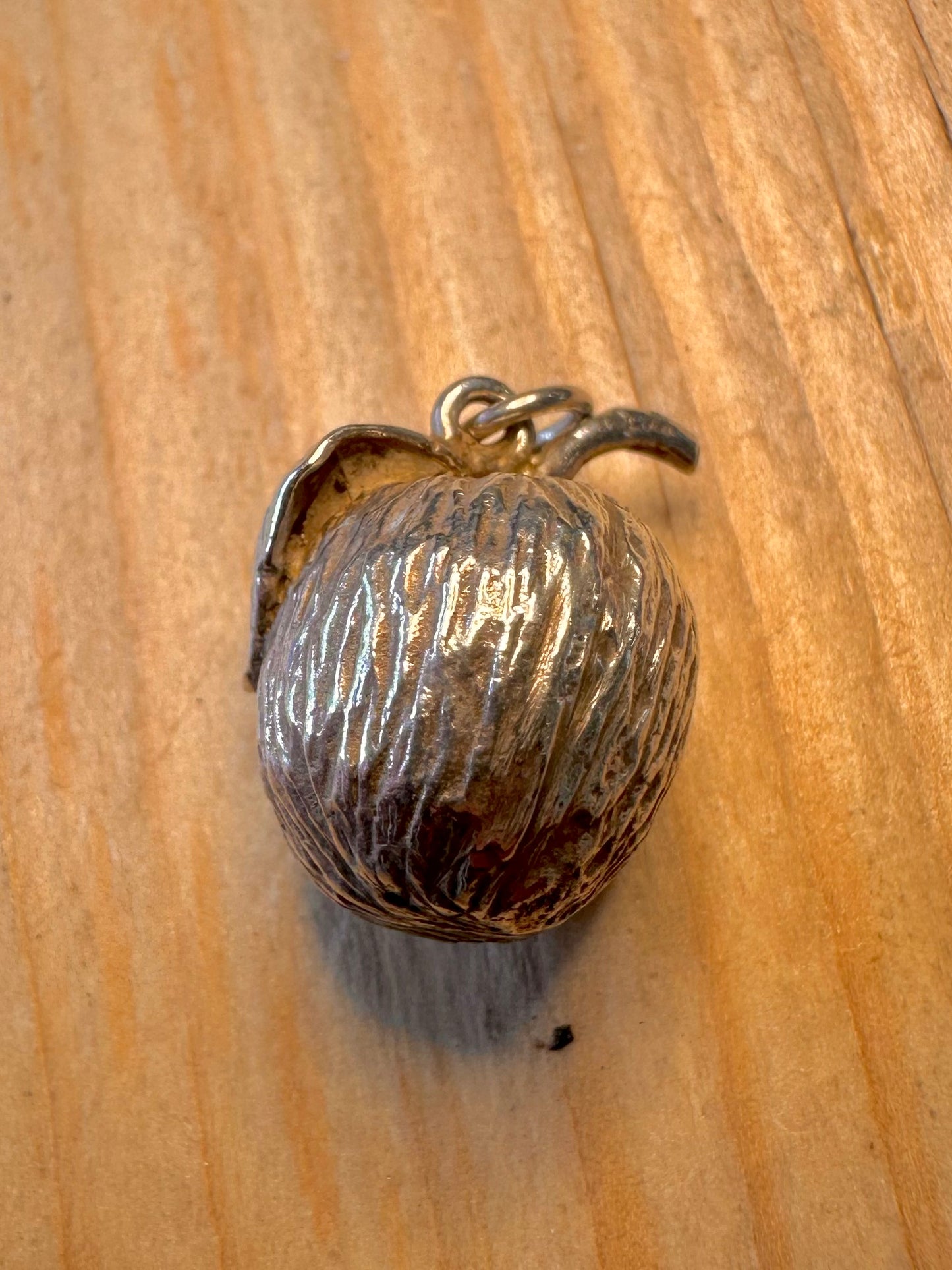 Vintage Apple Textured 925 Silver Pendant