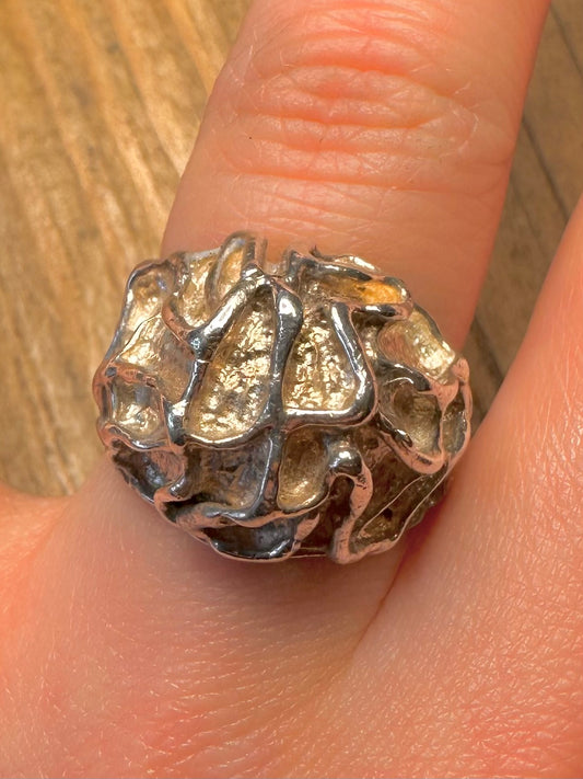 Modernist 1975 Textured Dome 925 Sterling Silver Size P Ring