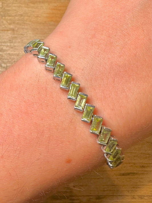 Vintage Green Stone 925 Silver Tennis Bracelet