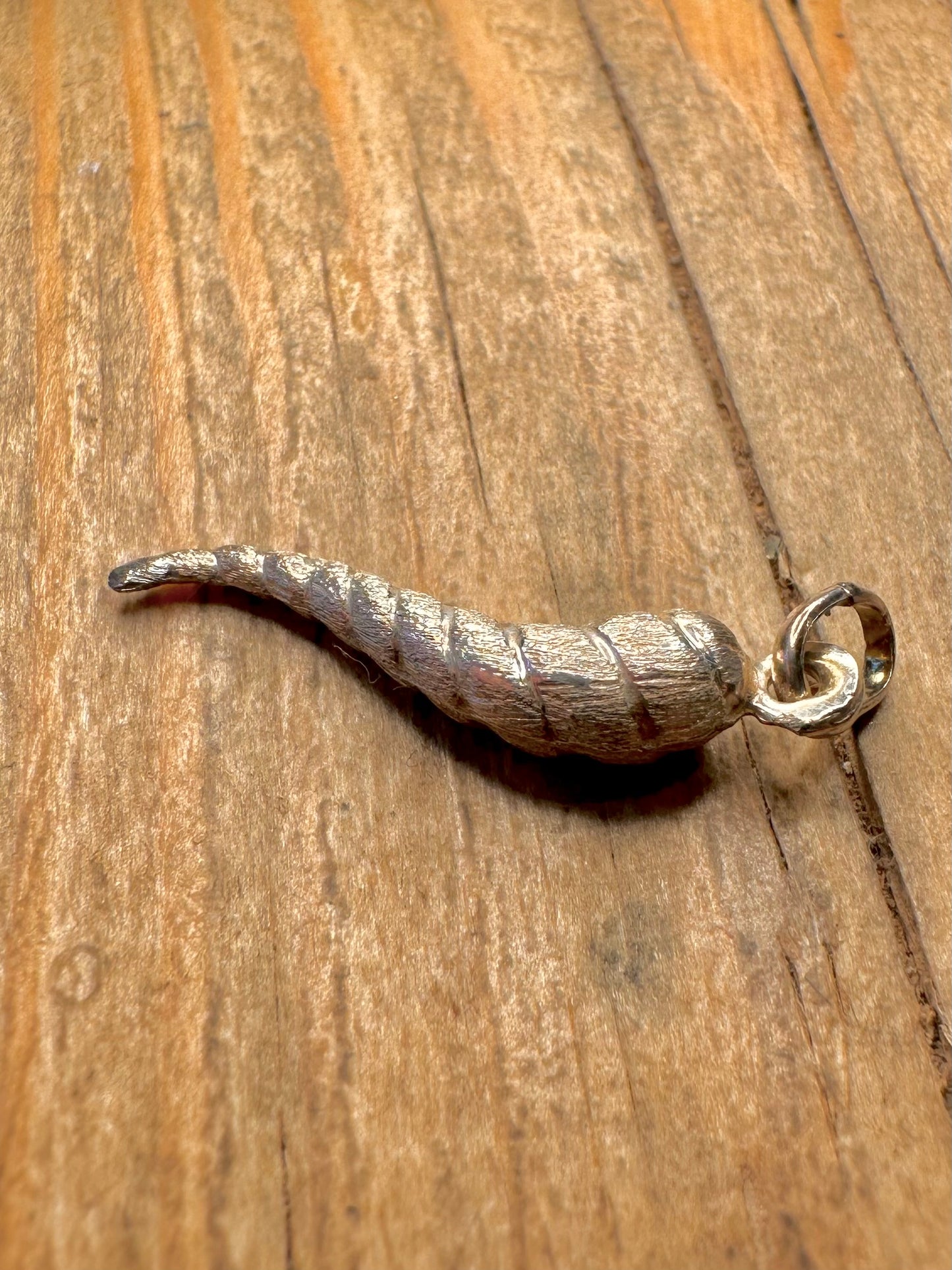 Vintage Horn of Plenty Textured 925 Sterling Silver Pendant