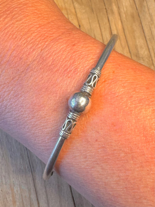 Vintage Tribal Ball 925 Sterling Silver Bangle