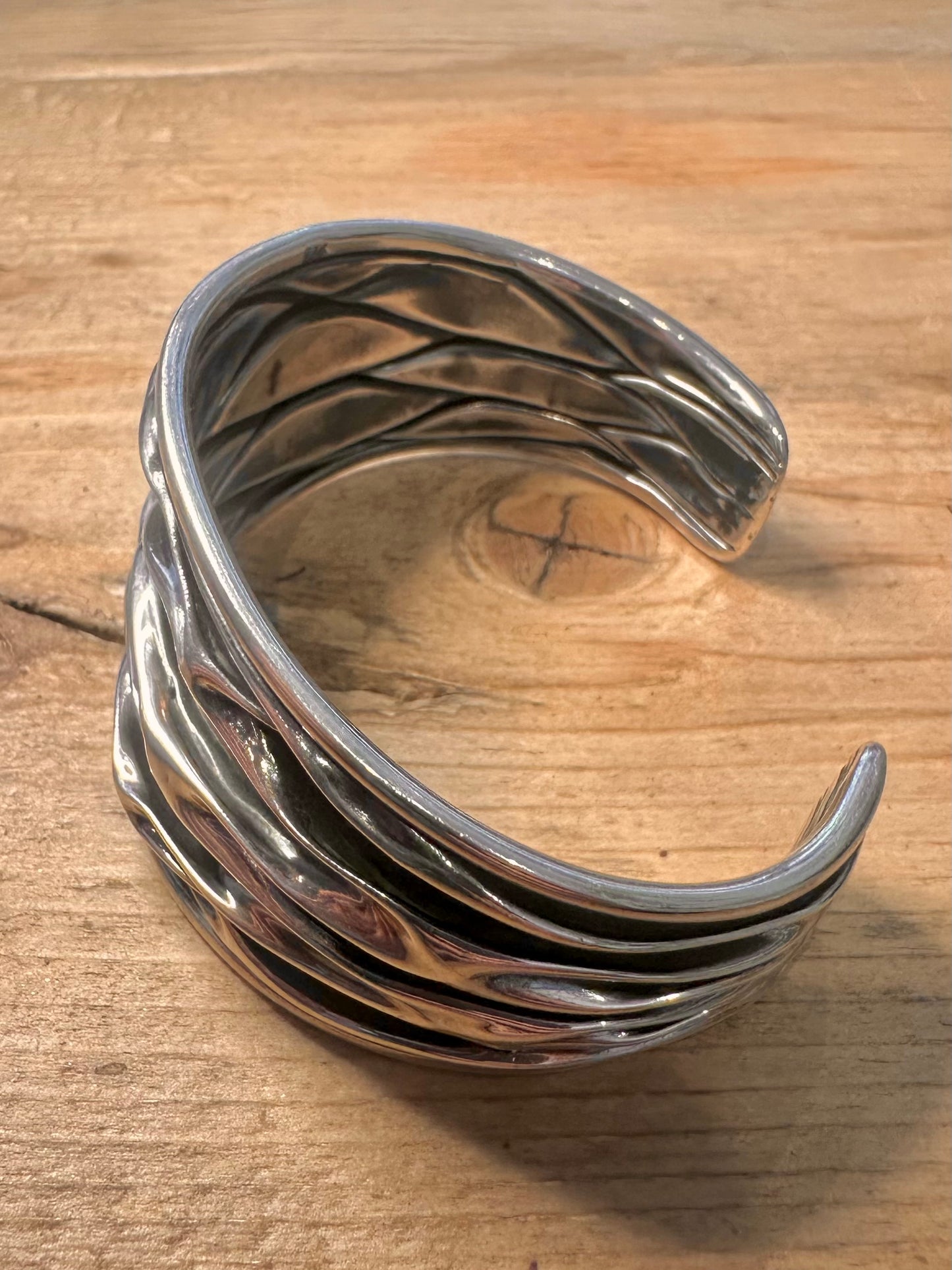 Modernist Ripple Oxides 925 Silver Cuff Bangle