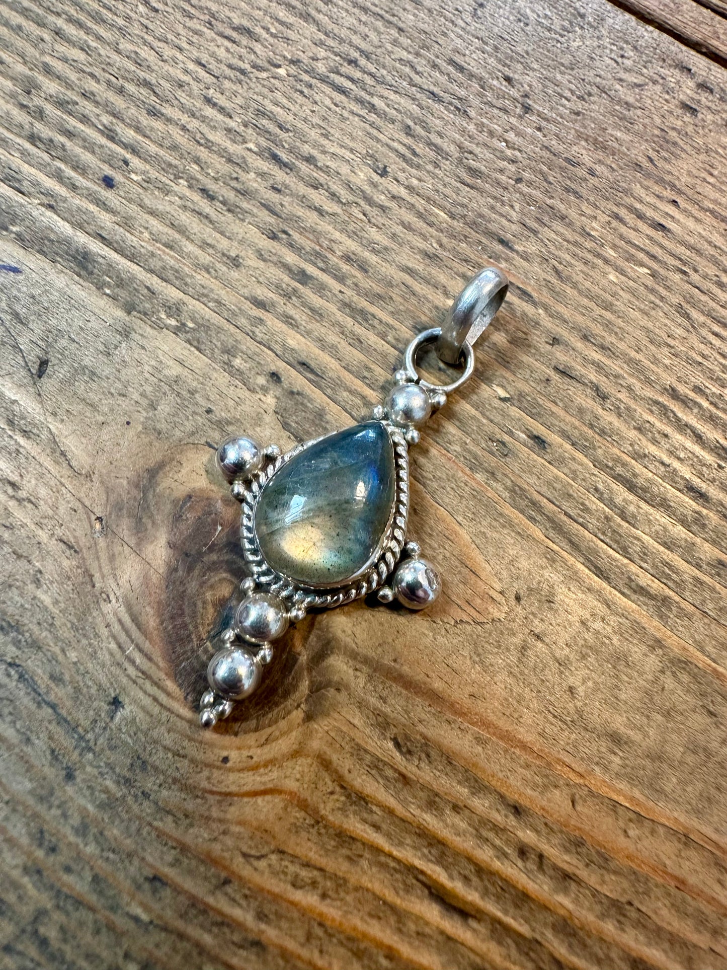 Vintage Labradorite Tribal 925 Silver Pendant