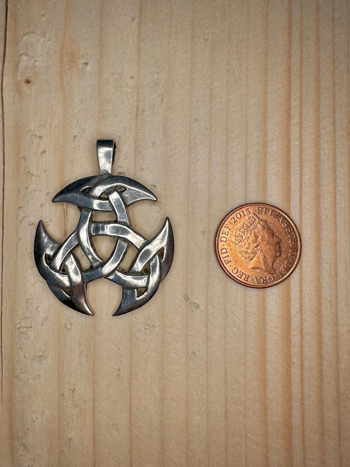 Large 1982 Celtic Triad Solid 925 Sterling Silver Pendant