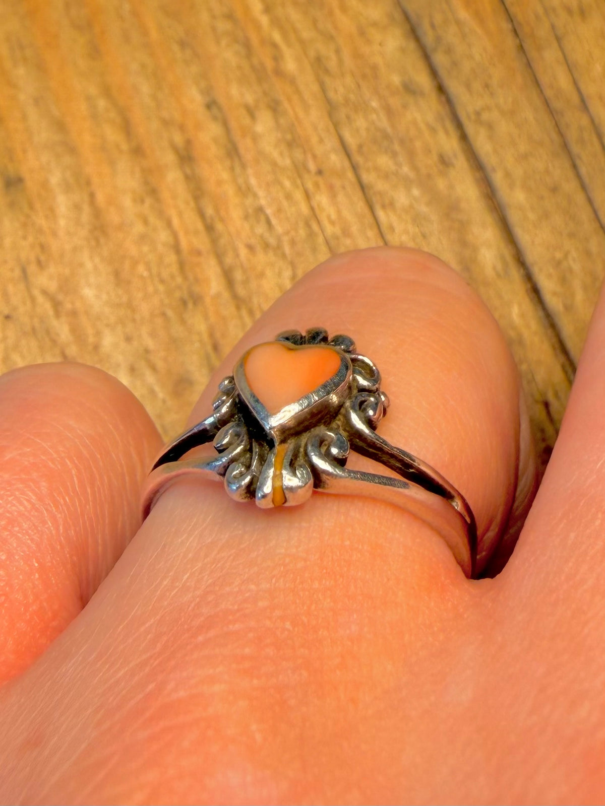 Peach Heart Mother of Pearl Crown 925 Sterling Silver Size Q1/2 Ring
