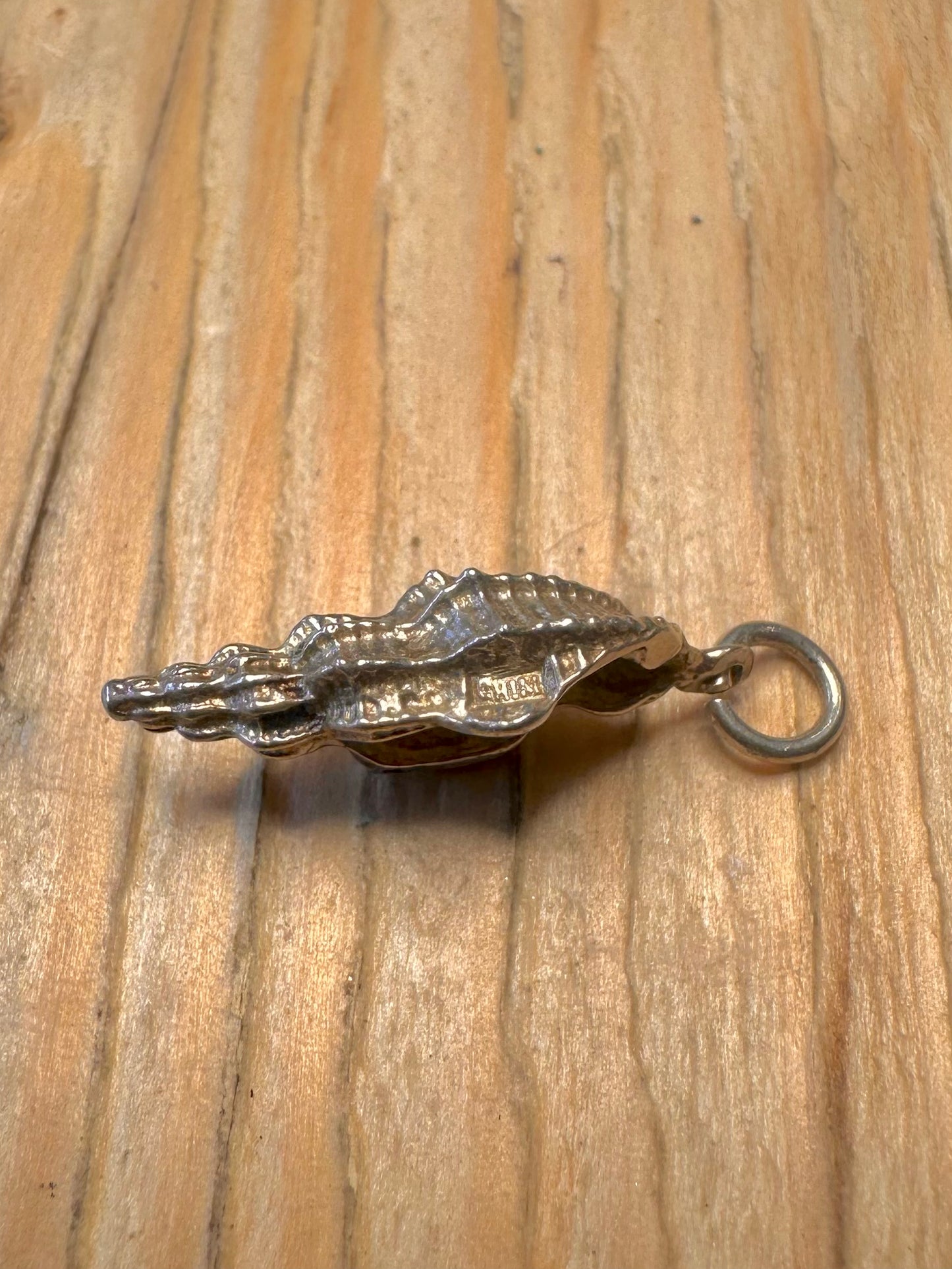 Vintage Textured Shell 925 Sterling Silver Charm Pendant