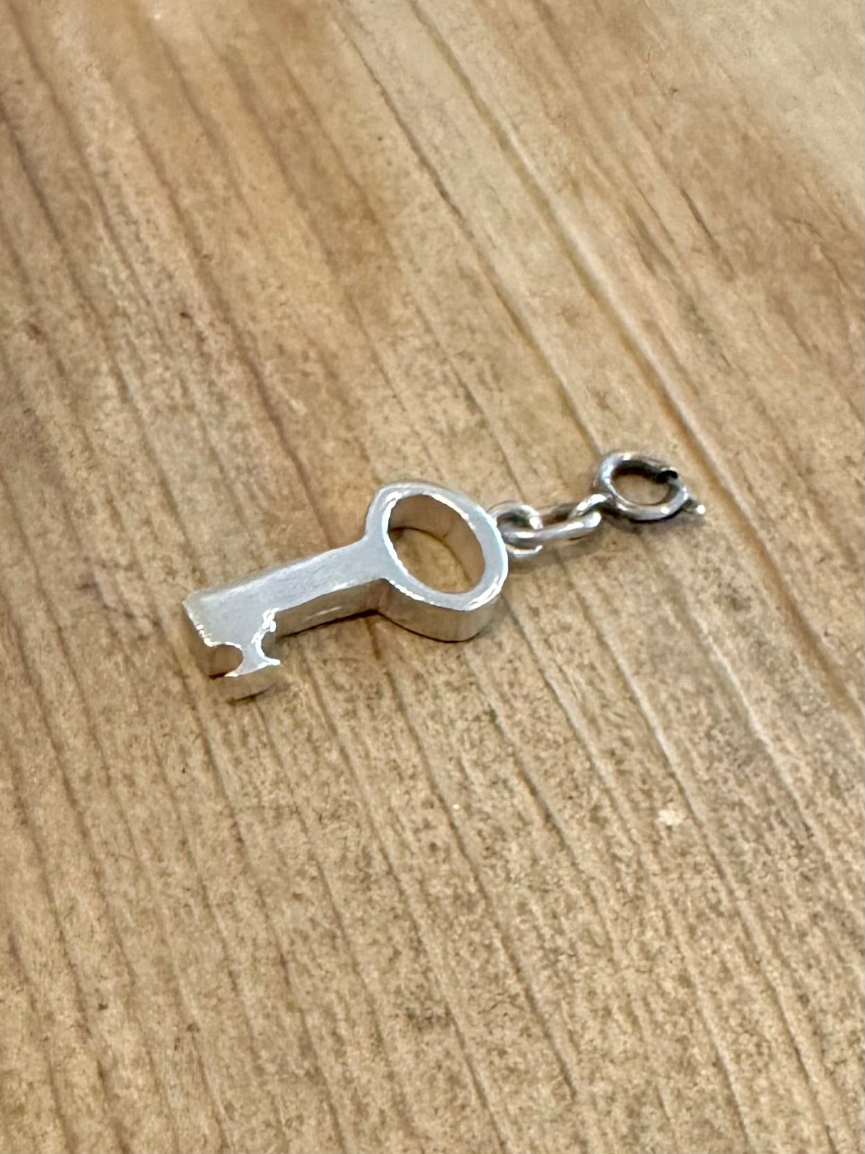 Vintage Key 925 Silver with Clasp Pendant