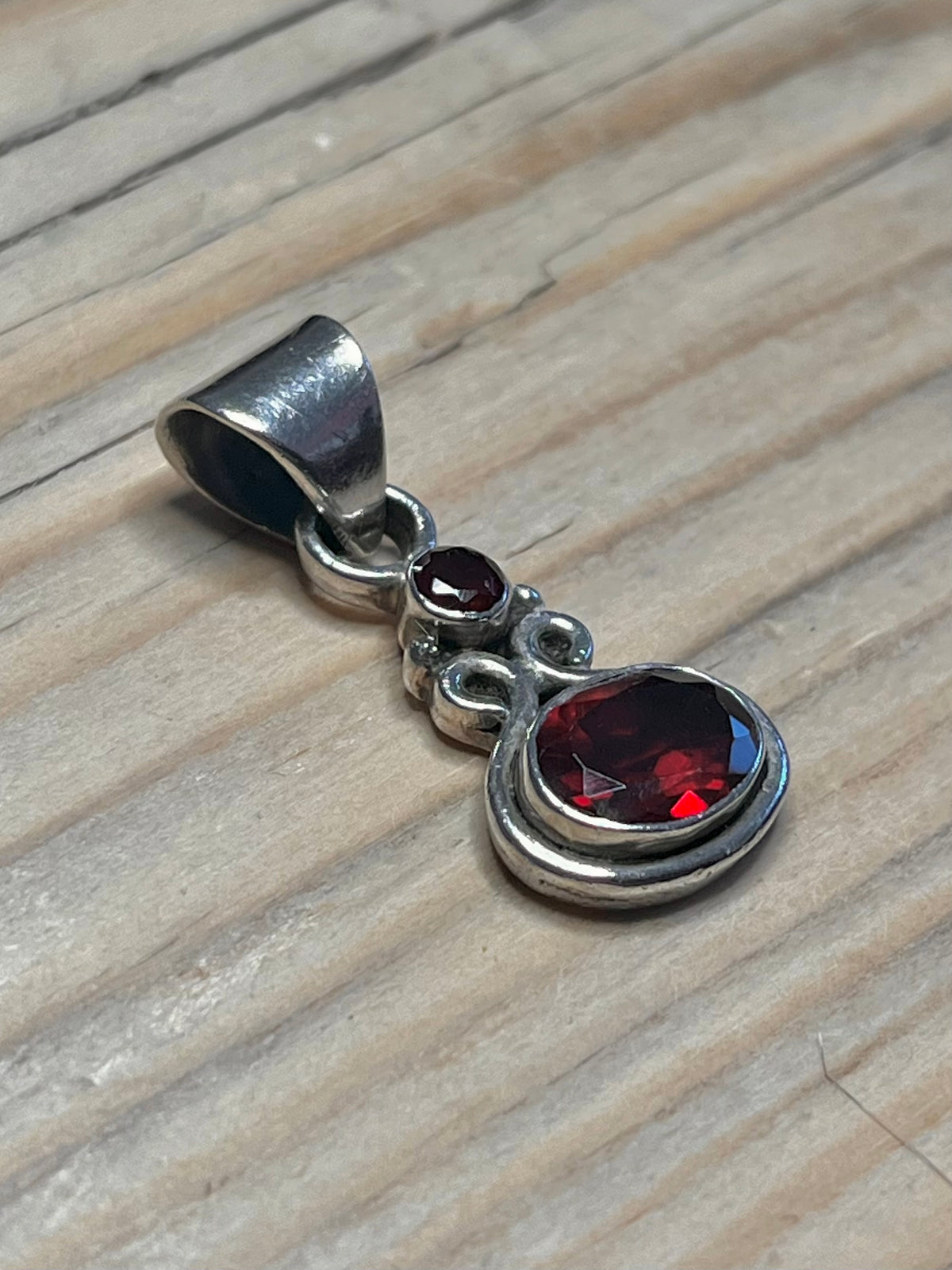 Garnet Double Swirl Mount 925 Sterling Silver Pendant