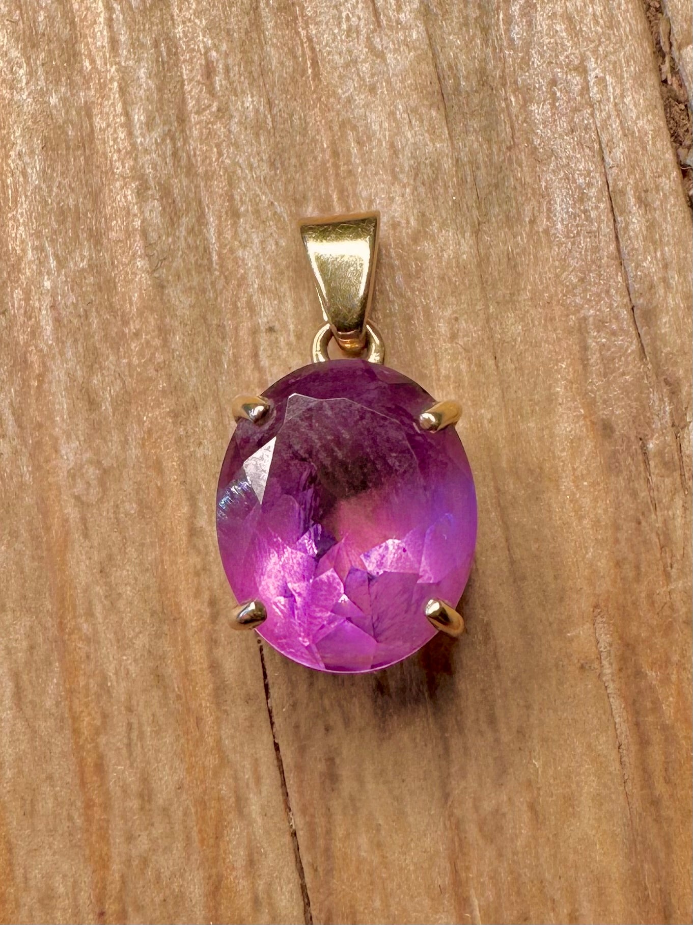 Vintage 9ct Gold Amethyst Pendant
