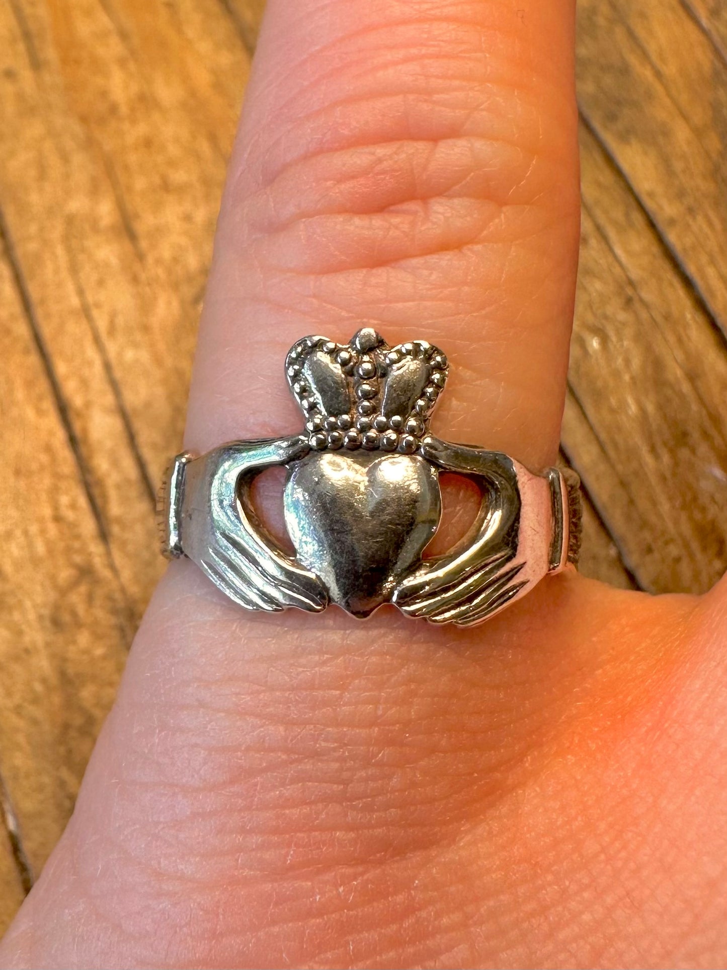 Claddagh 1979 Made in Ireland 925 Sterling Silver Size P Ring