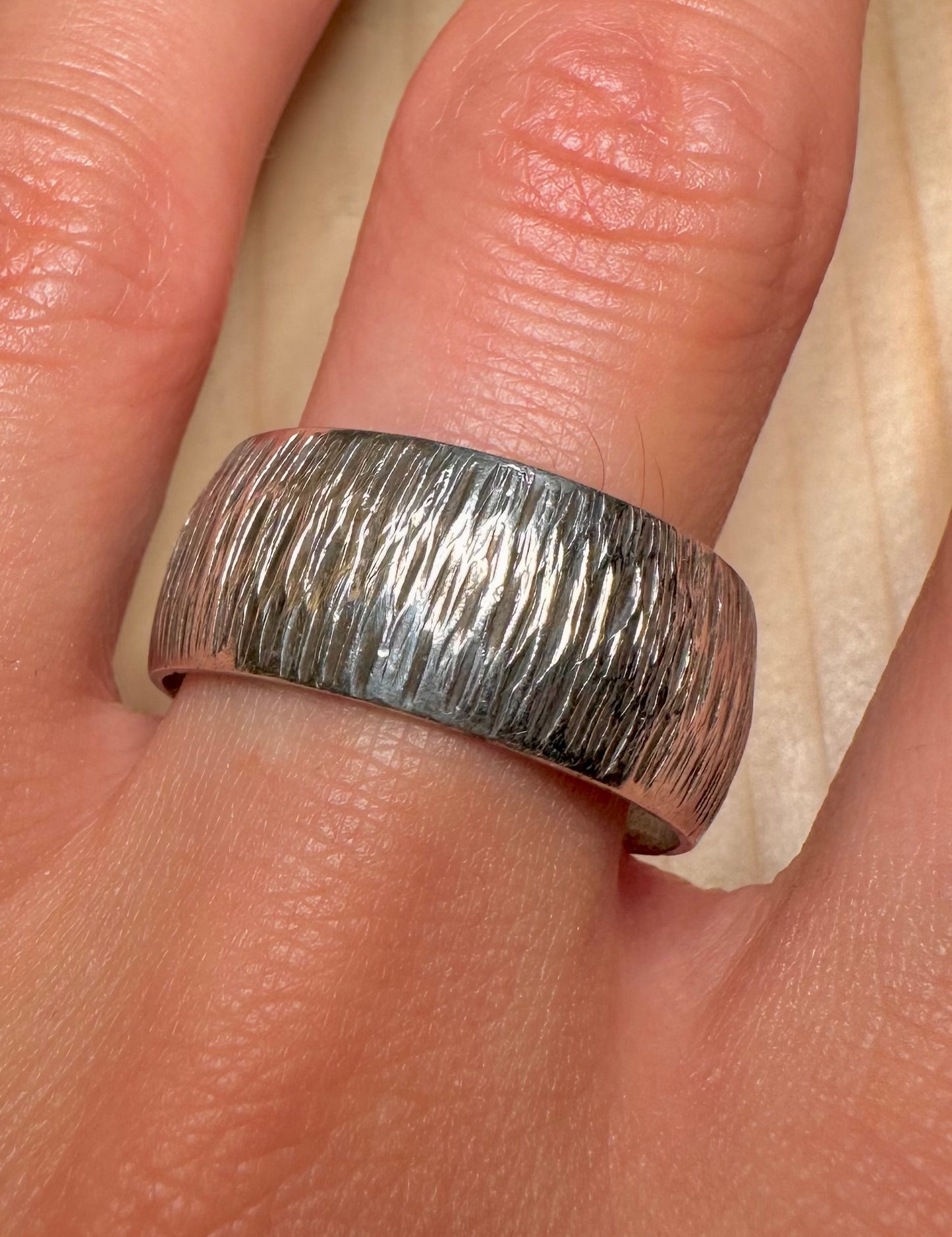 Chunky 1978 Bark Effect Band 925 Sterling Silver Size X Ring