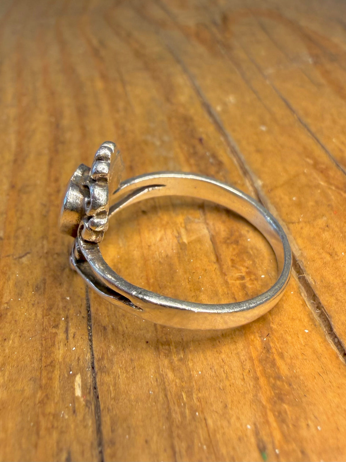 Peach Heart Mother of Pearl Crown 925 Sterling Silver Size Q1/2 Ring