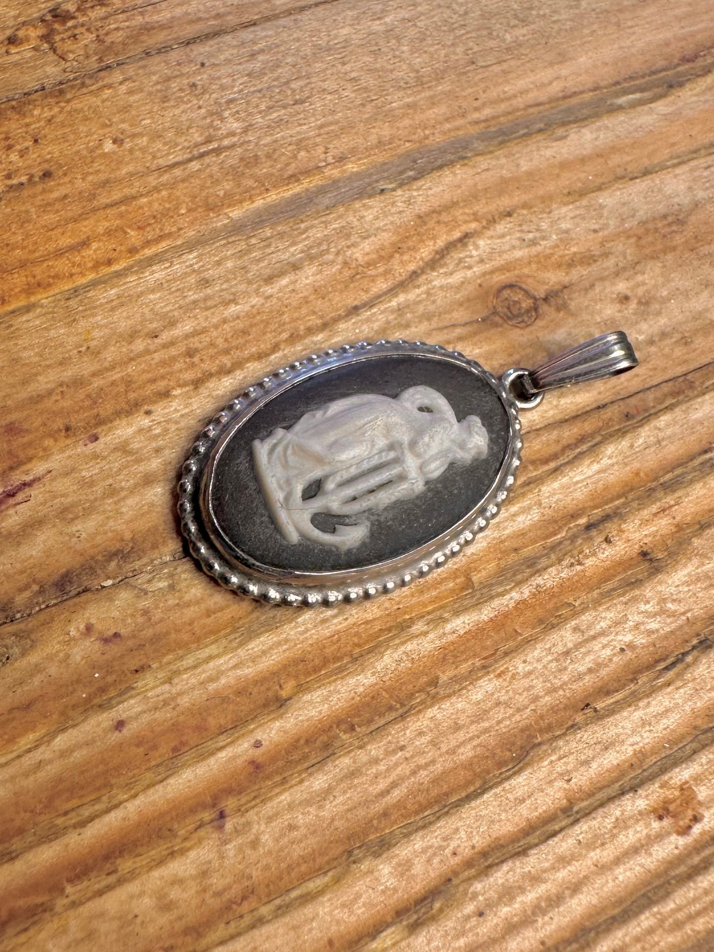Black 1978 Wedgwood Cameo 925 Sterling Silver Pendant