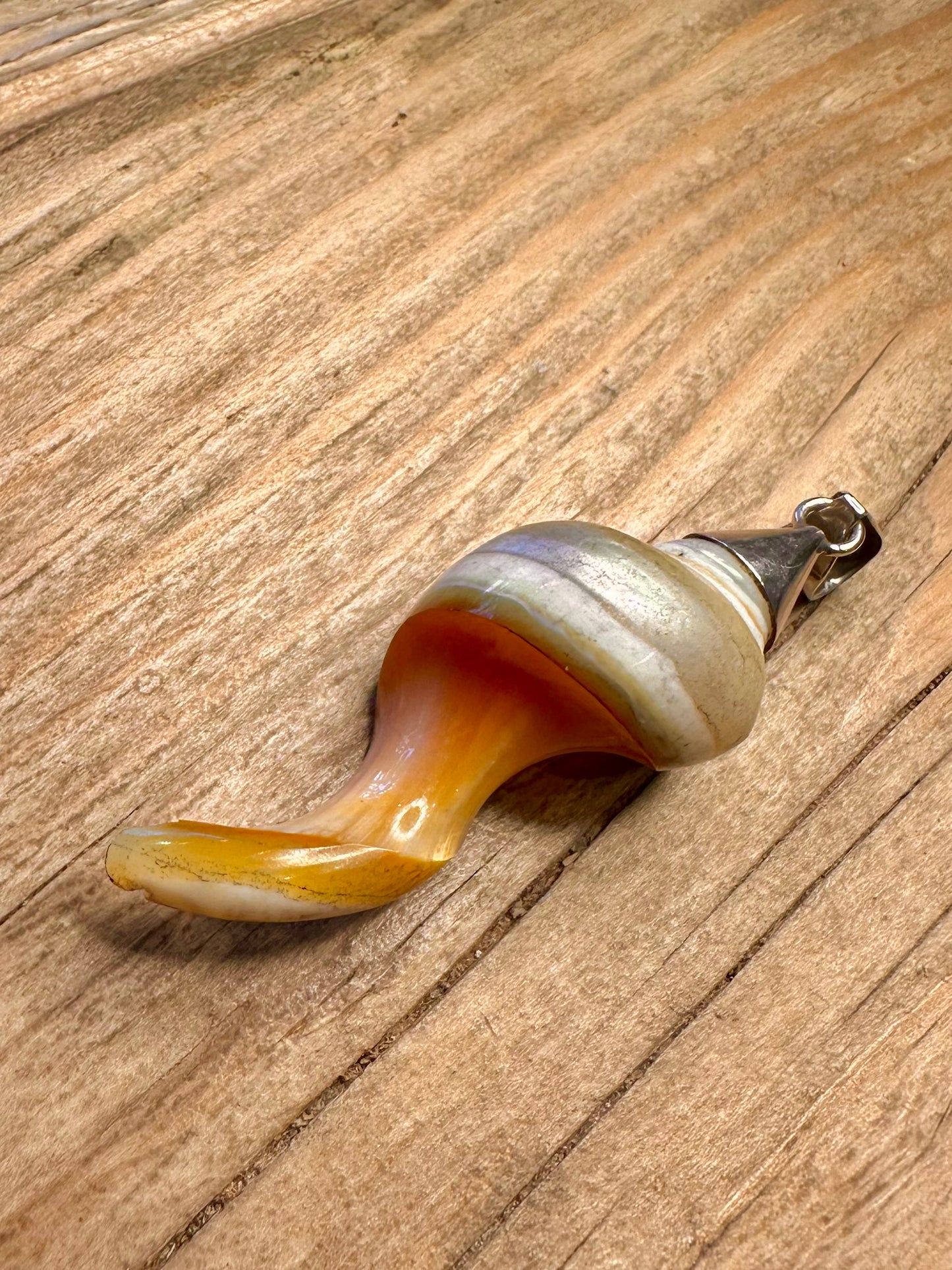 Vintage Natural Shell Twisted 925 Sterling Silver Pendant