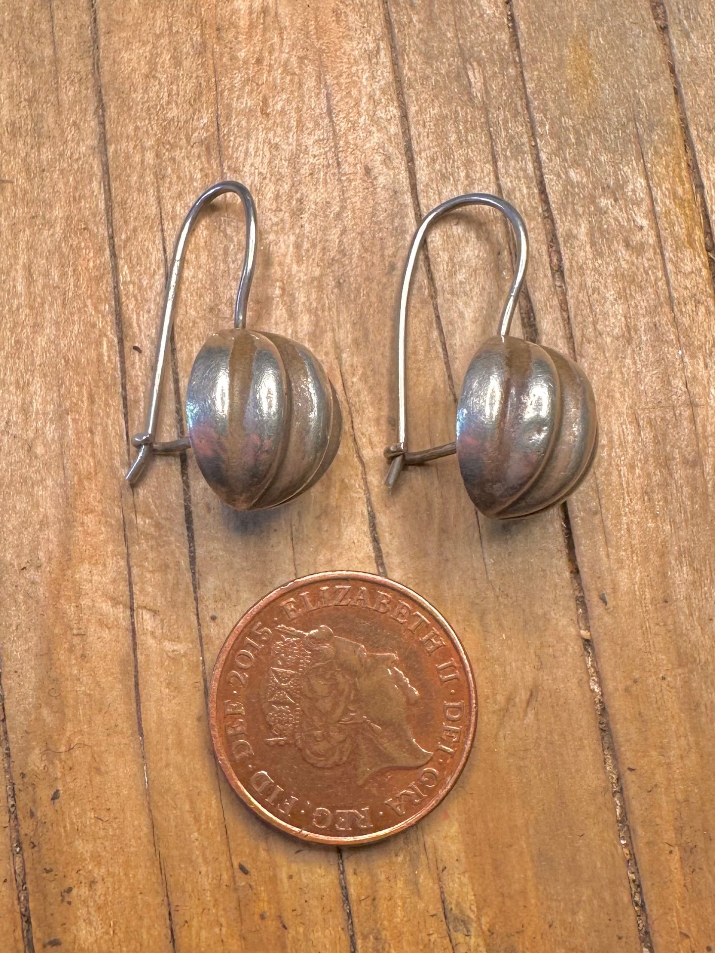 Vintage strukturierte Halbkugel Ohrringe aus 925er Sterlingsilber