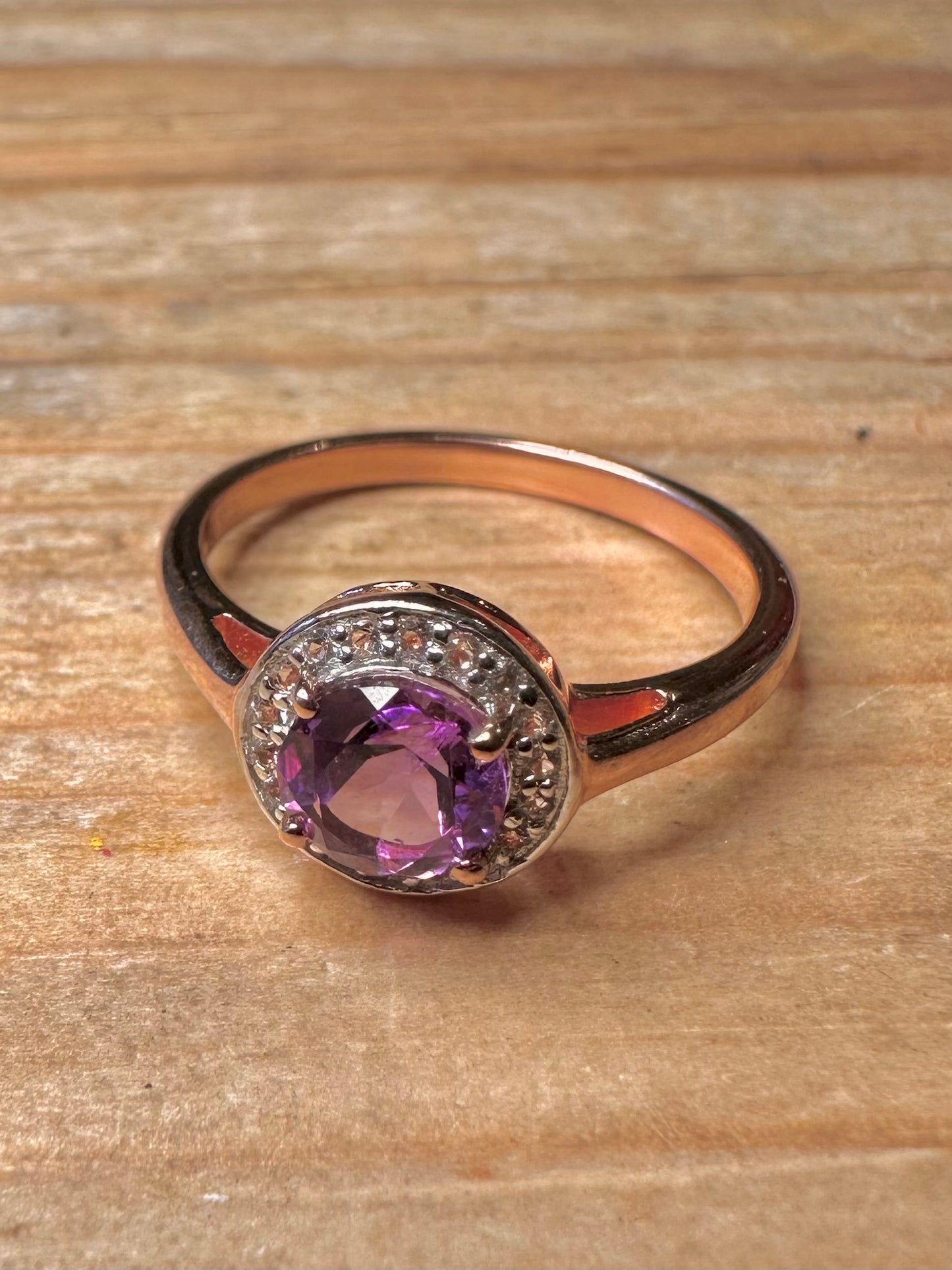 Moderner lila-weißer Stein, roségoldfarbener 925er Sterling Silber Ring Größe N1/2