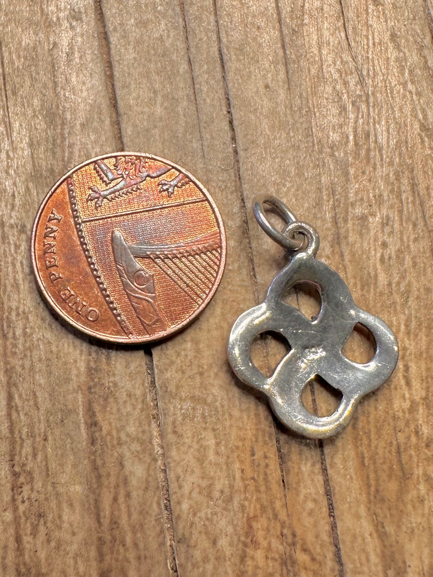 Vintage Keltischer Knoten Anhänger aus 925er Sterlingsilber