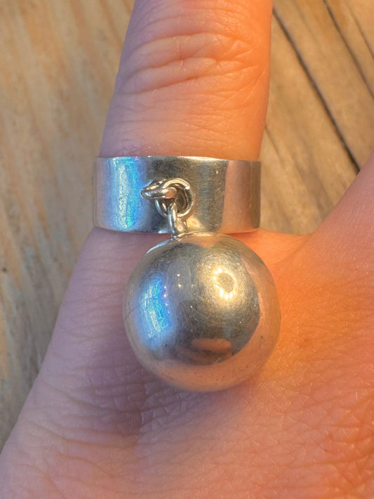 Abstract Dangle Ball 925 Sterling Silver Size N1/2 Ring