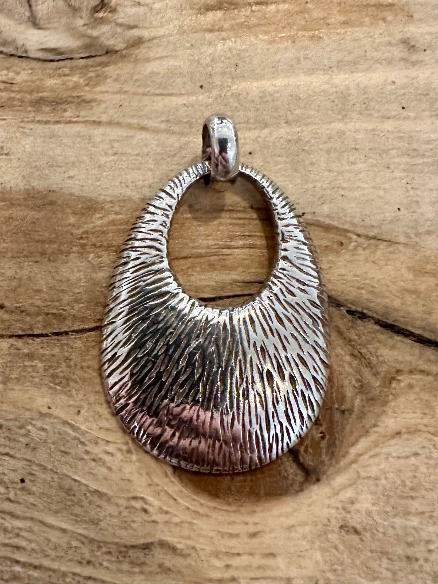 Abstract Bark Effect Oval 925 Silver Hallmarked Pendant