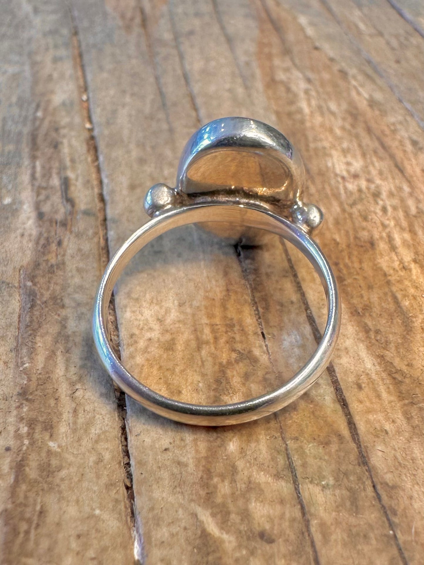 Mother of Pearl Oval 925 Sterling Silver Size M Ring
