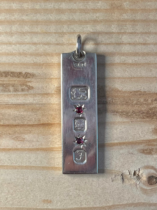 Ingot Garnet 1980 Maker SHS London 925 Sterling Silver Pendant