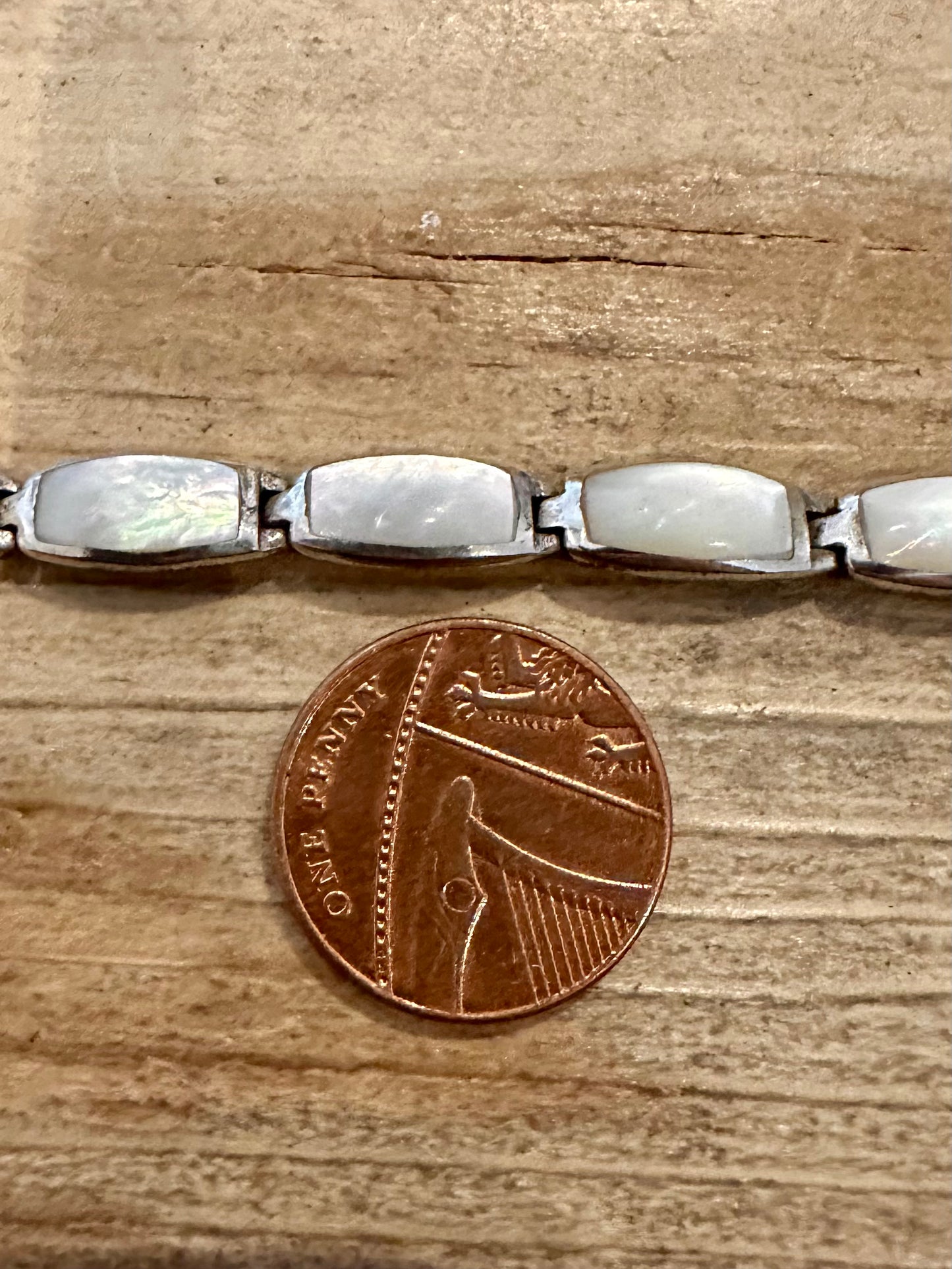 Modern Mother of Pearl Rectangle 925 Silver 7.5 inch Bracelet