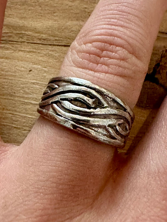 Vintage Textured Wave 925 Silver Size R Ring