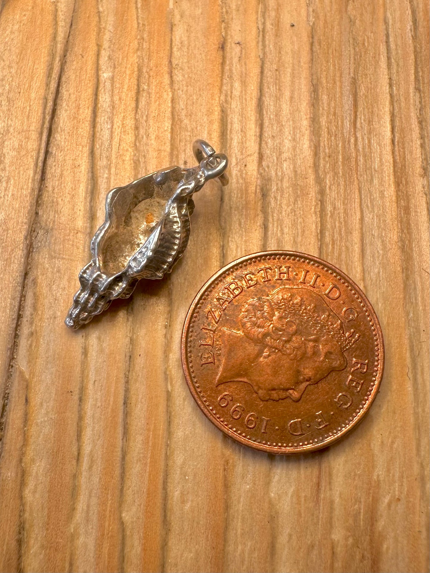 Vintage Textured Shell 925 Sterling Silver Charm Pendant